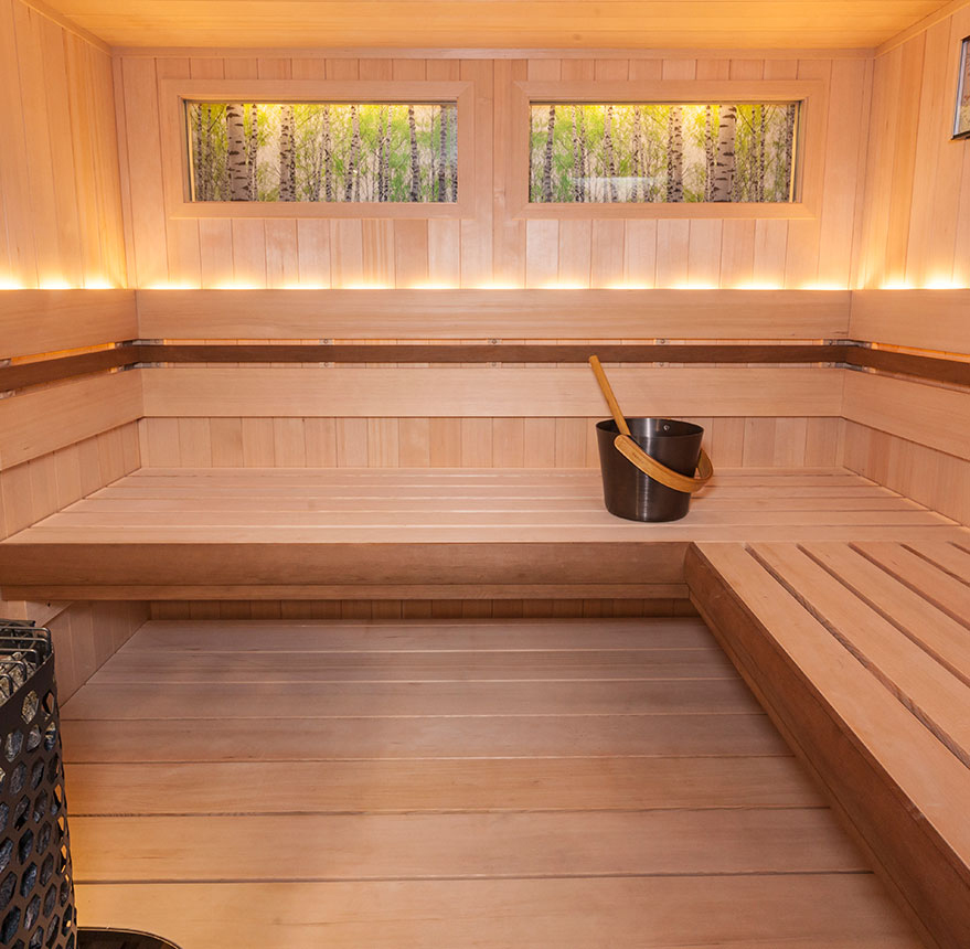 infrared sauna vs traditional sauna